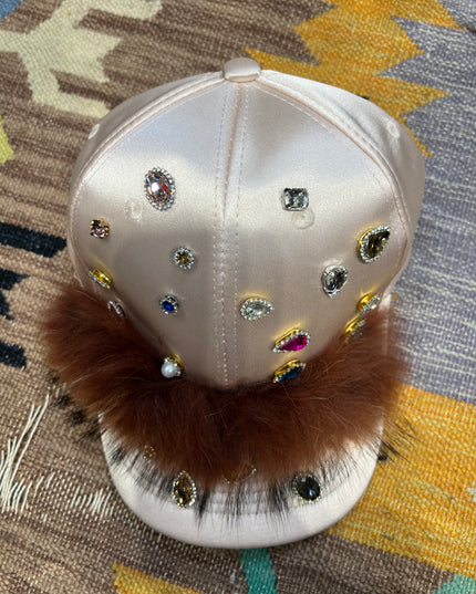 Casquette bijoux combiné et fourrure sur le front taille unique