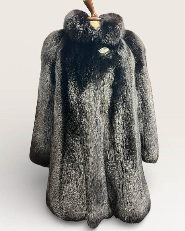Manteau en fourrure de renard noir pièce unique 381