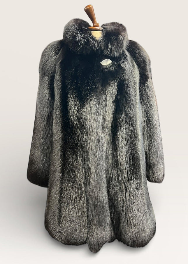 Manteau en fourrure de renard noir pièce unique 381