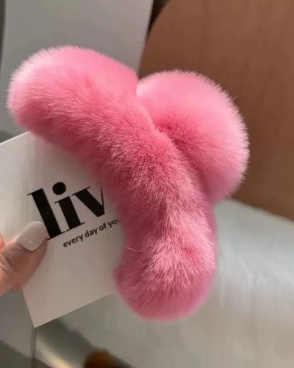 Pince à Cheveux Surdimensionnée en Fourrure de Lapin. Chaud et Doux pour Chignons Épais, Style Hiver Luxe