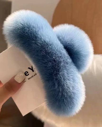 Pince à Cheveux Surdimensionnée en Fourrure de Lapin. Chaud et Doux pour Chignons Épais, Style Hiver Luxe