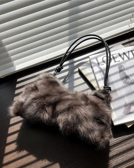 Sac Bandoulière Fourrure Renard Argenté - Hiver 2026