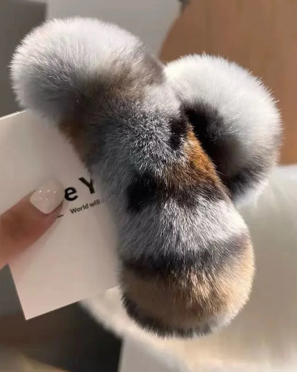 Pince à Cheveux Surdimensionnée en Fourrure de Lapin. Chaud et Doux pour Chignons Épais, Style Hiver Luxe
