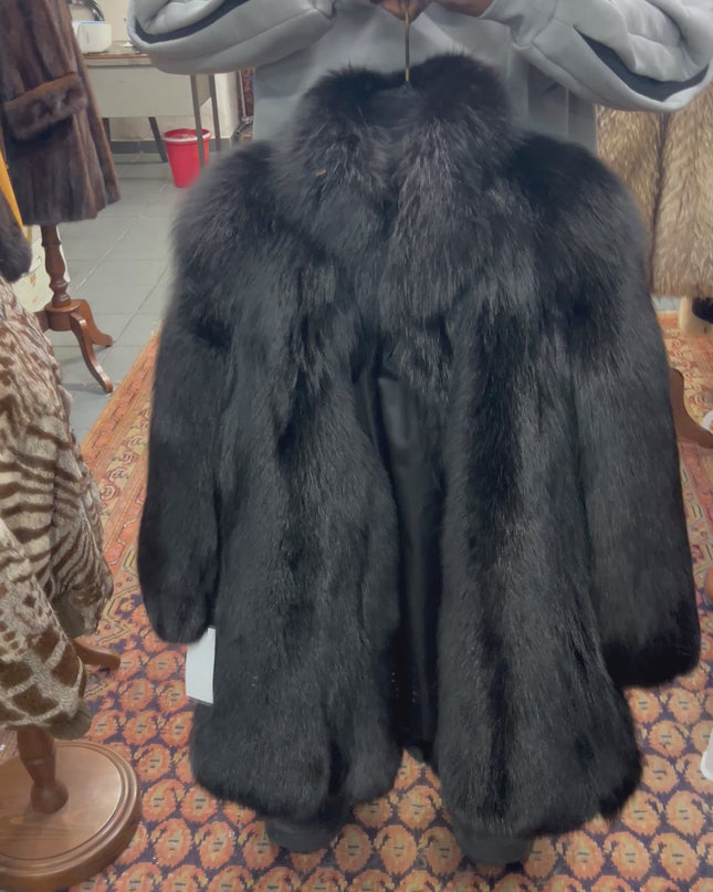 Manteau en fourrure de renard noir pièce unique 381